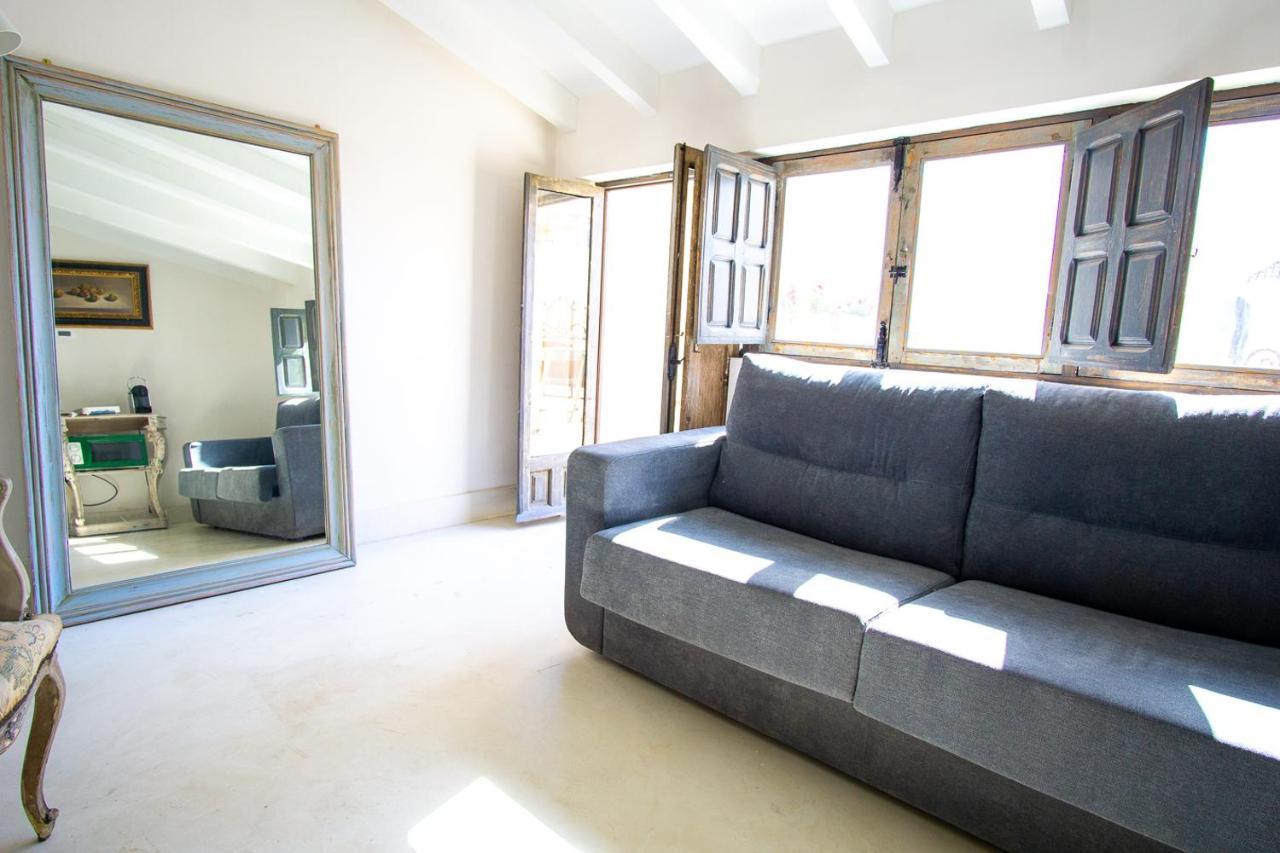 Apartamentos Sharis Jerez de la Frontera Exterior photo